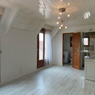 Appartement 2 pièces 900 €