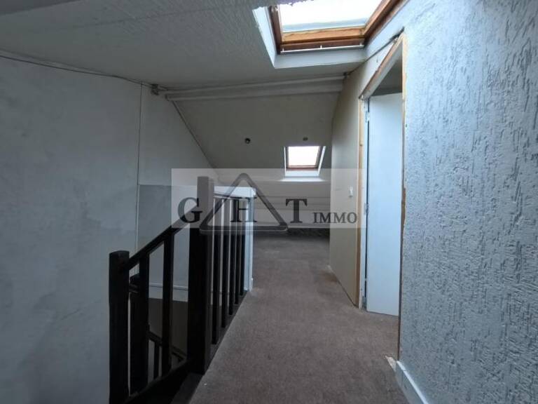 BUREAUX 100 M² A VENDRE A MAISONS ALFORT — photo 1