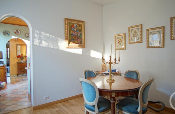 Pavillon — photo 4
