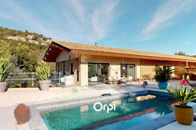Maison 4 pièces 698880 €