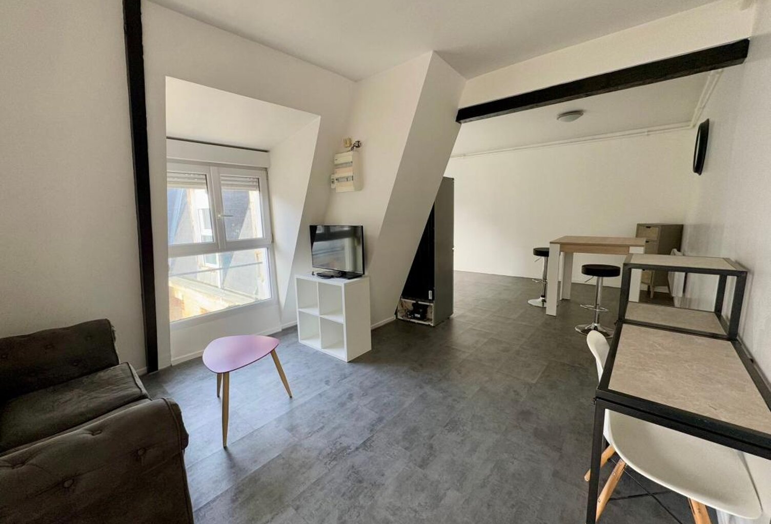 Appartement F2 de 47m² Meublé — photo 1