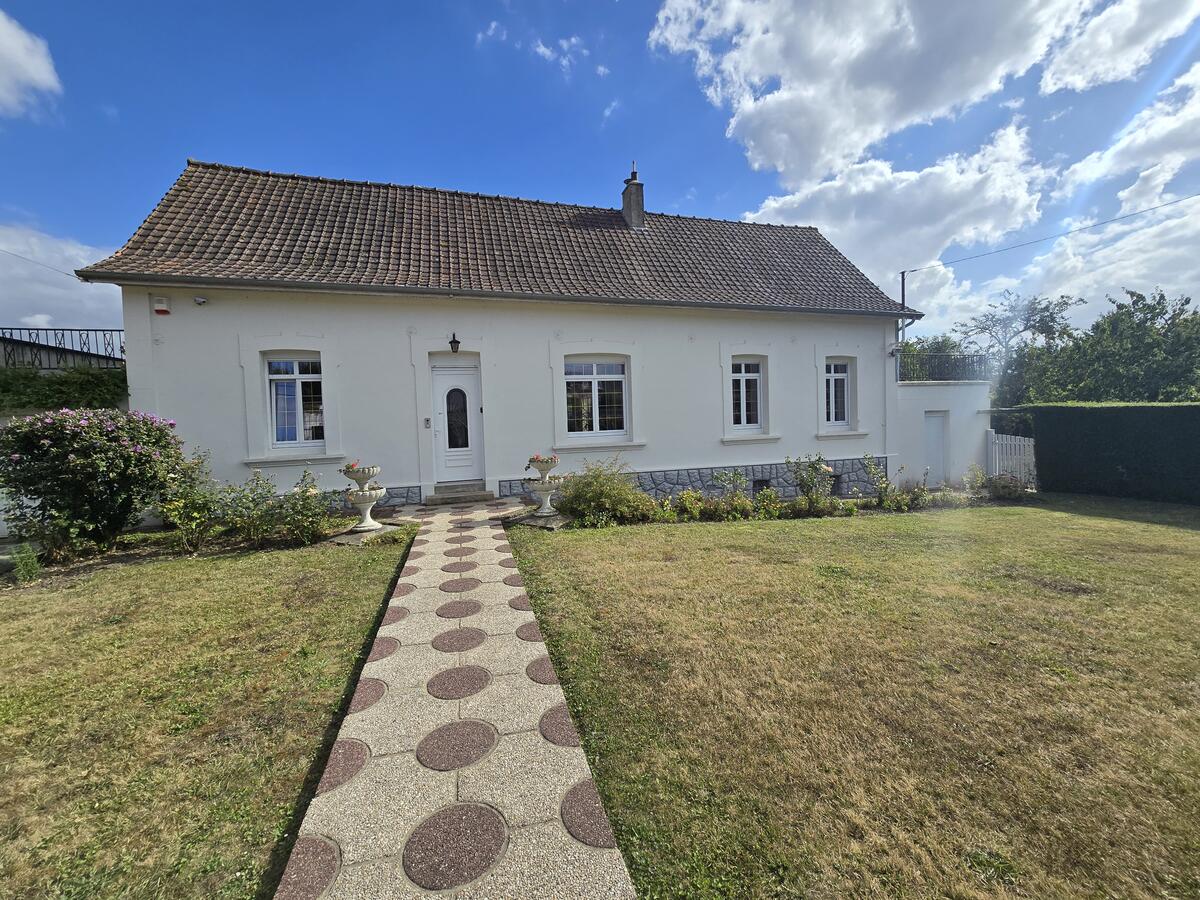 Villa / Maison  T7 à vendre Hesdin 62140