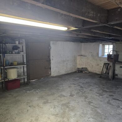 Maison 7 pièces 198930 €