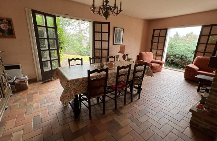 Vente maison 6 pièces 131 m² Charbonnières-les-Bains (69260) — photo 5