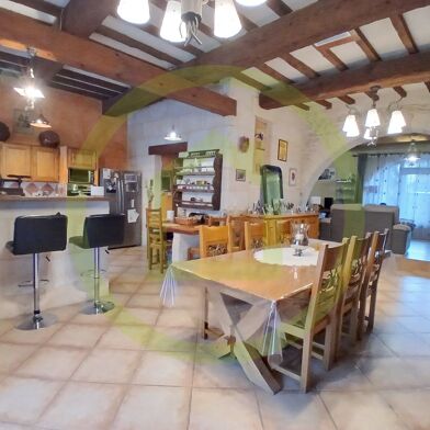 Maison 7 pièces 243000 €