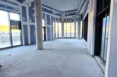 Commerce 2 pièces 5660 €