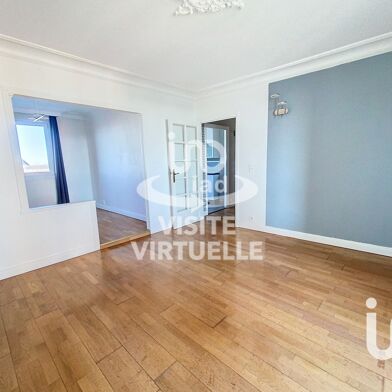 Appartement 4 pièces 209400 €