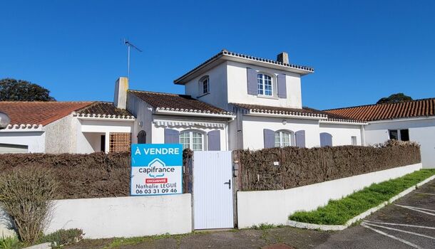 Villa / Maison 8 pièces  à vendre Beauvoir-sur-Mer 85230