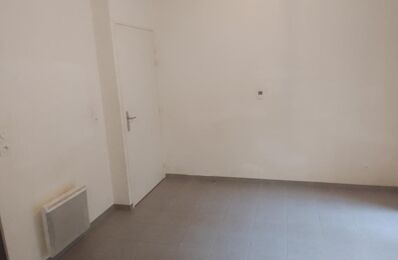 location appartement 790 € CC /mois à proximité de Barentin (76360)