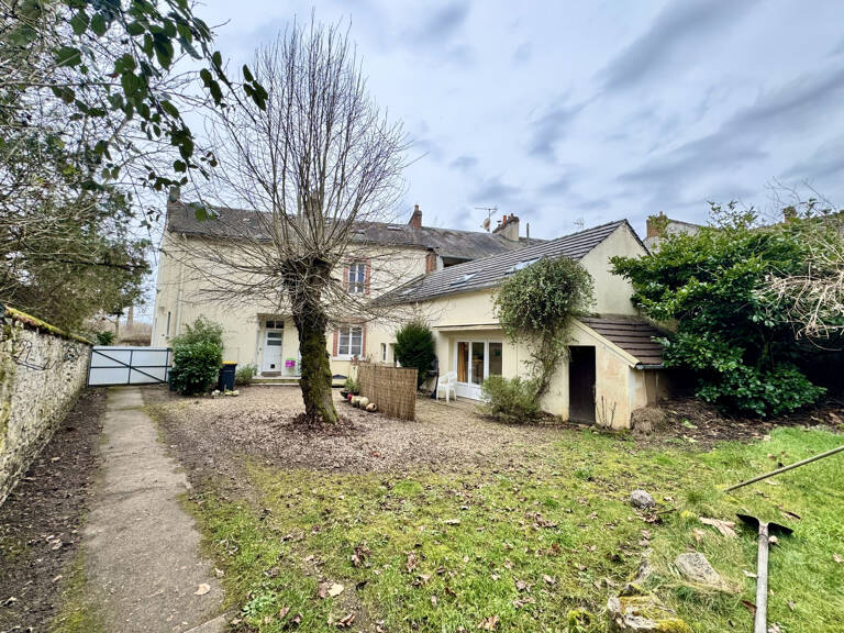 BRIARE - Propriété (Maison d'habitation + 2 chambres d'hôte — photo 1