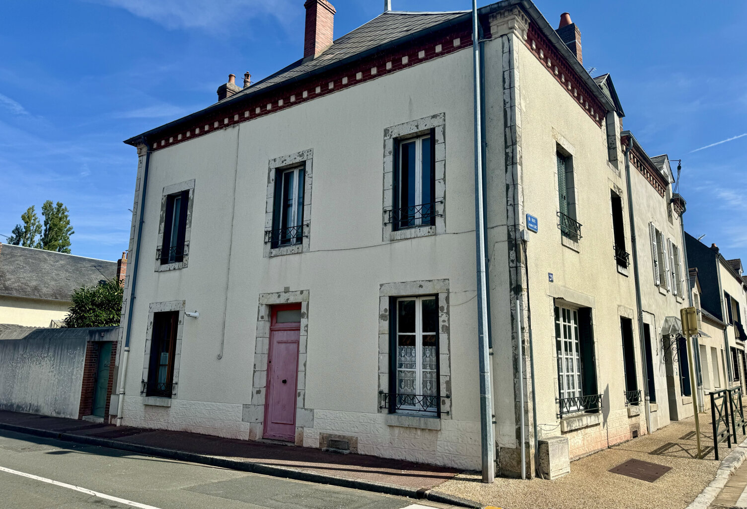 Maison de ville 118m2 Briare centre ville — photo 1