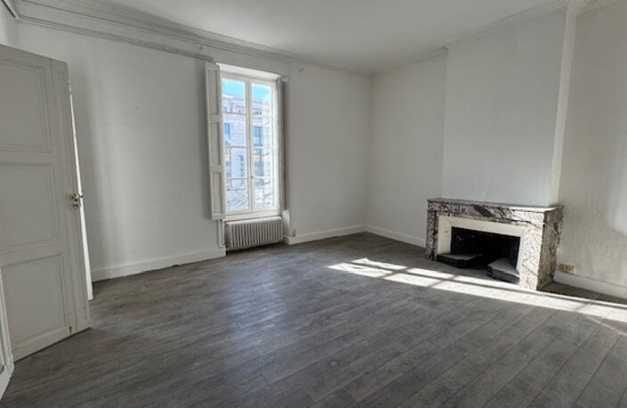 La Coupole  de 95,02 m2, situé au 2e étage avec ascenseur — photo 2