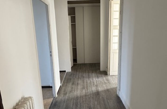 La Coupole  de 95,02 m2, situé au 2e étage avec ascenseur — photo 4