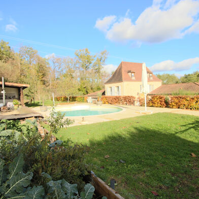 Maison 12 pièces 793000 €