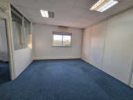 Bureaux à louer — photo 3
