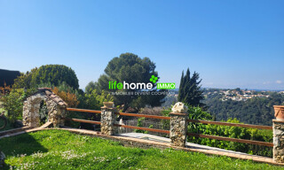Maison 8 Pièces 241 m² à vendre à Cagnes-sur-Mer (06800)