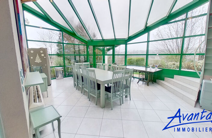 BELLE ET VASTE VILLA CONTEMPORAINE — photo 3