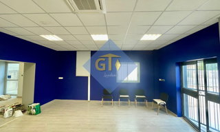 Commerce  169 m² à louer à Laudun-l'Ardoise (30290)