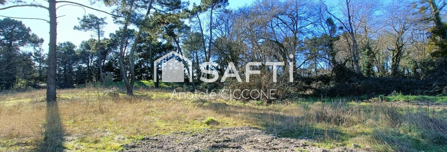 Terrain  730 m² à vendre à Saint-Médard-d'Eyrans (33650)