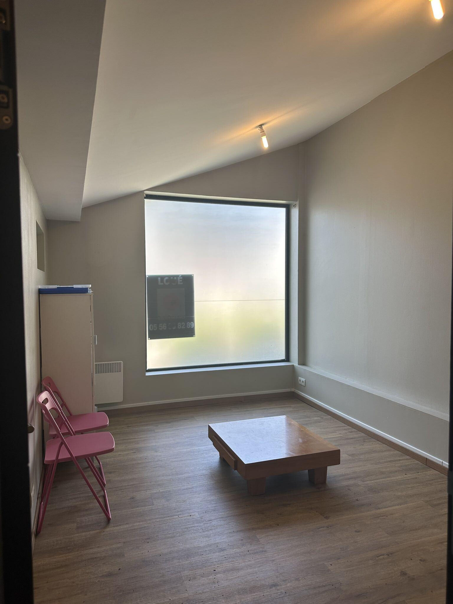 Photo Local - 28m² - Eysines image 2/4