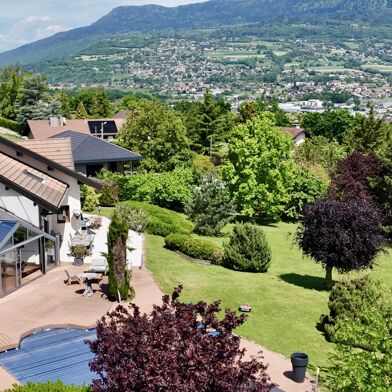 Maison 7 pièces 1470000 €