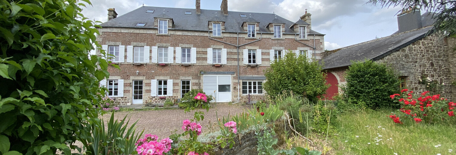 Maison 19 Pièces 500 m² à vendre à Carrouges (61320)