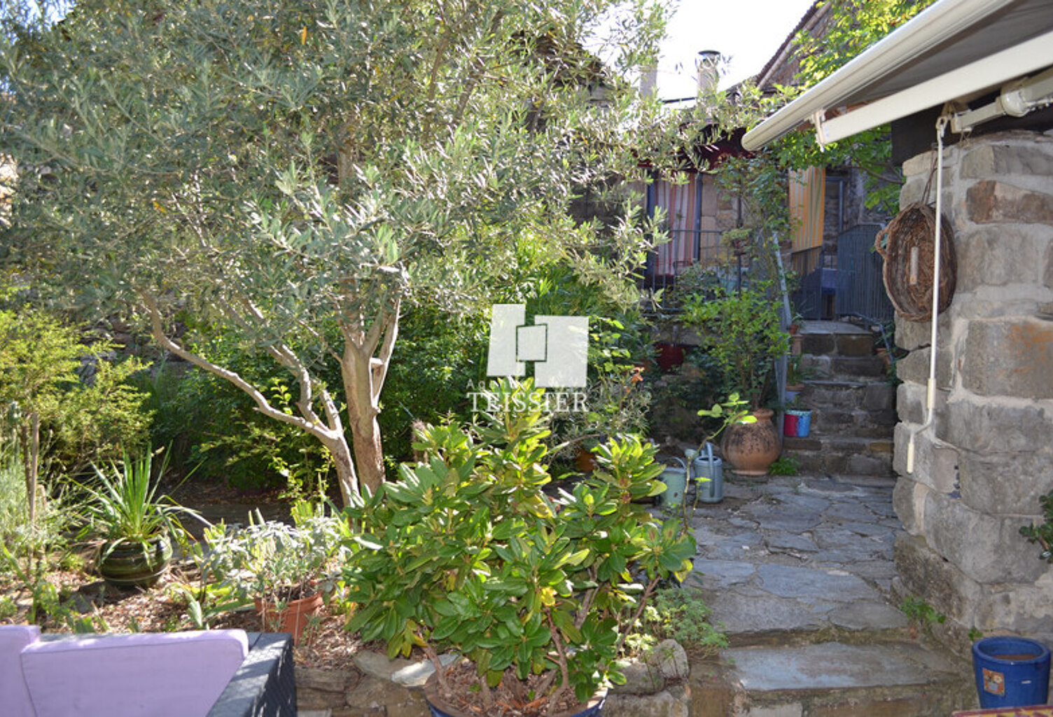 Maison — photo 1