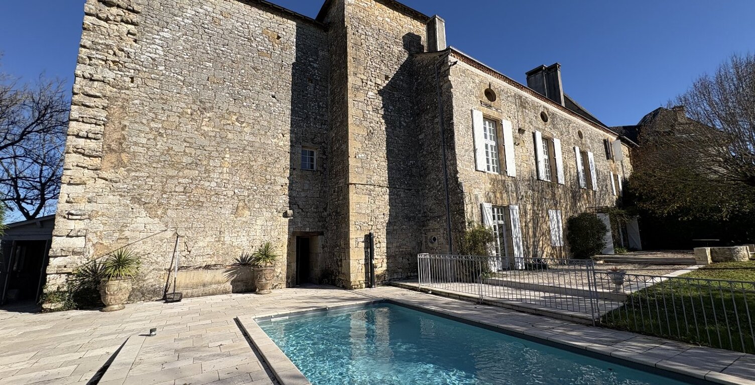 Château — photo 1