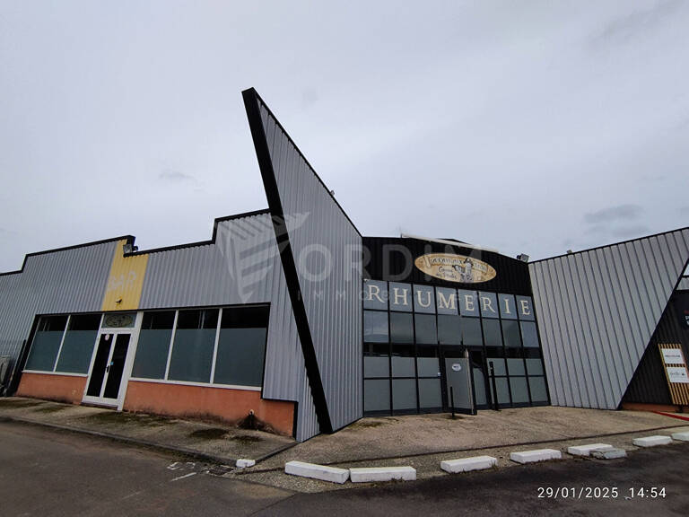 MONETEAU -ZONE COMMERCIAL AUXERRE NORD - LOCAL DE 260M² AVEC PARKING — photo 1