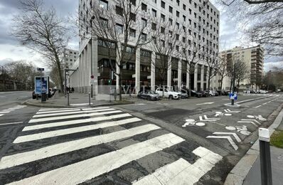 bureau  pièces 252 m2 à louer à Villeurbanne (69100)