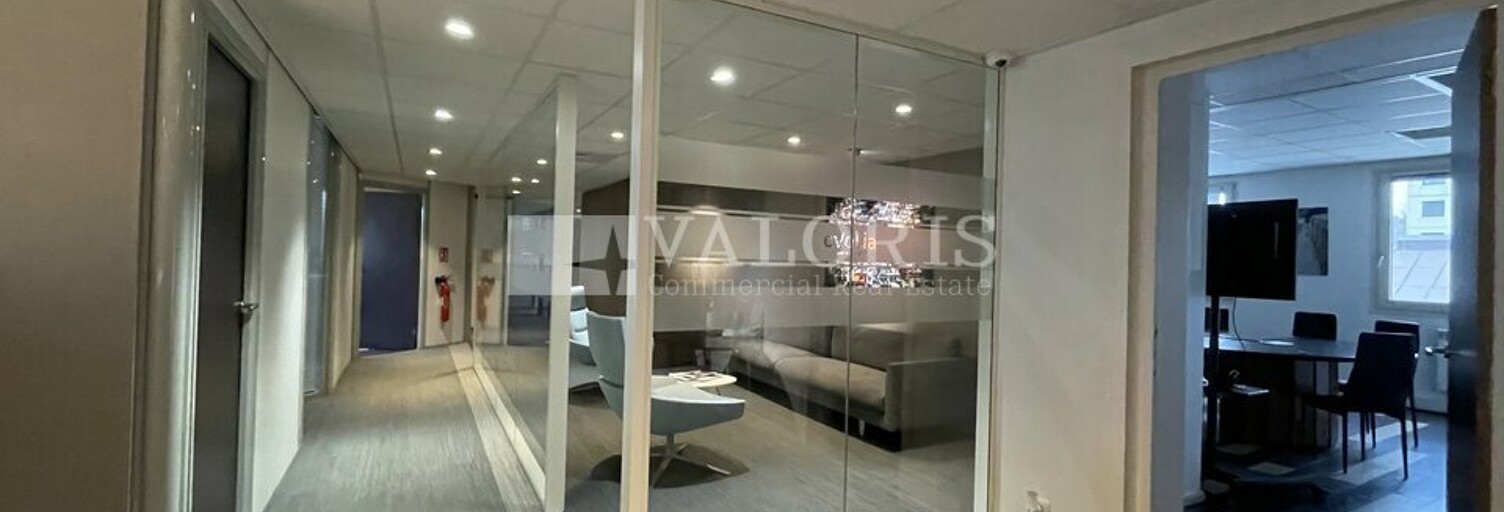 Bureau  252 m² à louer à Villeurbanne (69100)