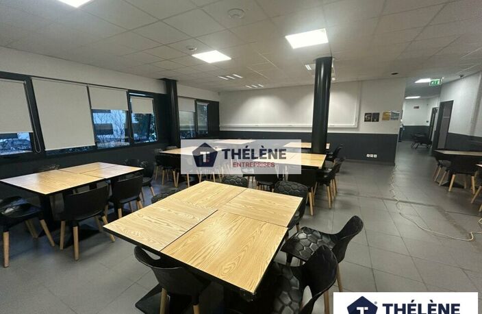 BUREAUX à LOUER — photo 4