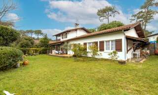 Maison 8 Pièces 138 m² à vendre à Lège (33950)