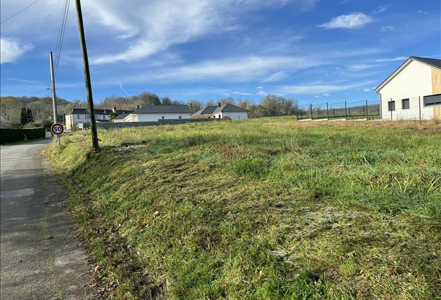Terrain à bâtir de 0 pièces principales — photo 1