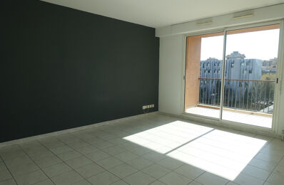 location appartement 950 € CC /mois à proximité de Vitrolles (13127)