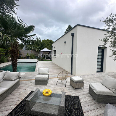 Maison 7 pièces 472000 €