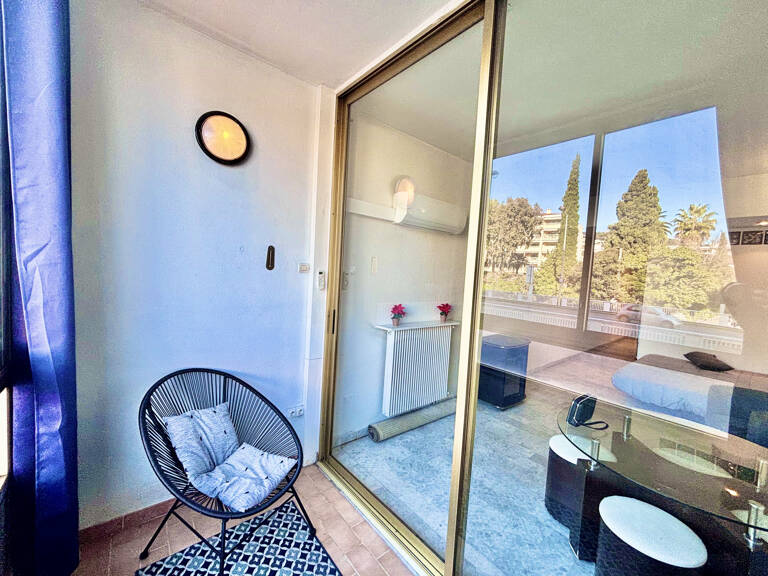 CANNES CENTRE BANANE APPARTEMENT 35M2 AVEC LOGGIA — photo 1