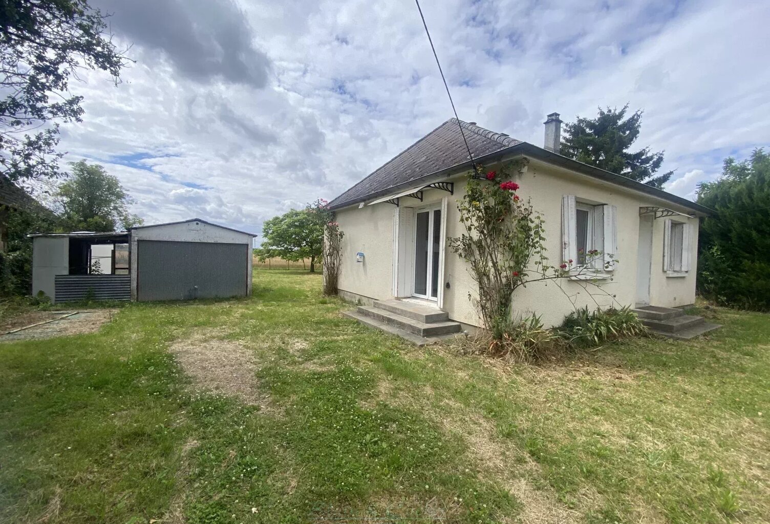 Charmante Maison avec Jardin à Louer — photo 1