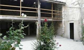 Immeuble  280 m² à vendre à Angoulême (16000)