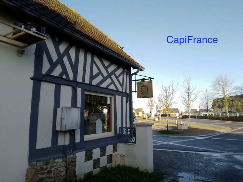 Local commercial 3 pièces  à vendre Bernay 27300