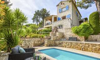 Maison 7 Pièces 238 m² à vendre à Vence (06140)