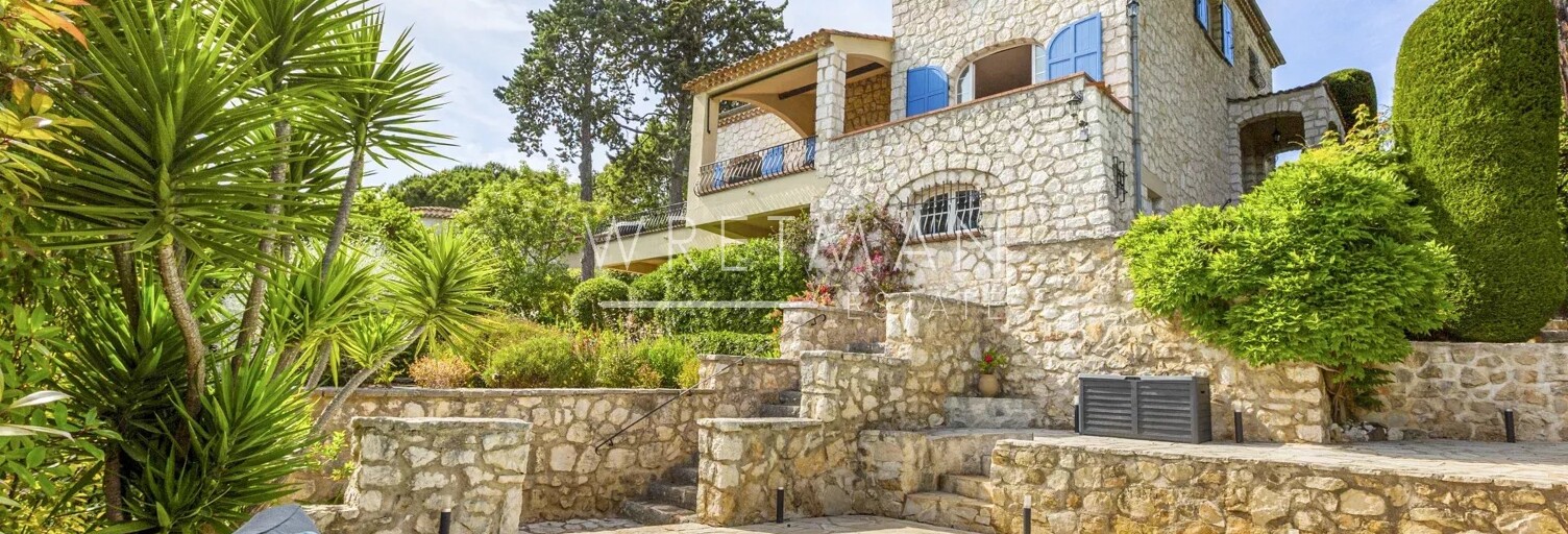 Maison 7 Pièces 238 m² à vendre à Vence (06140)