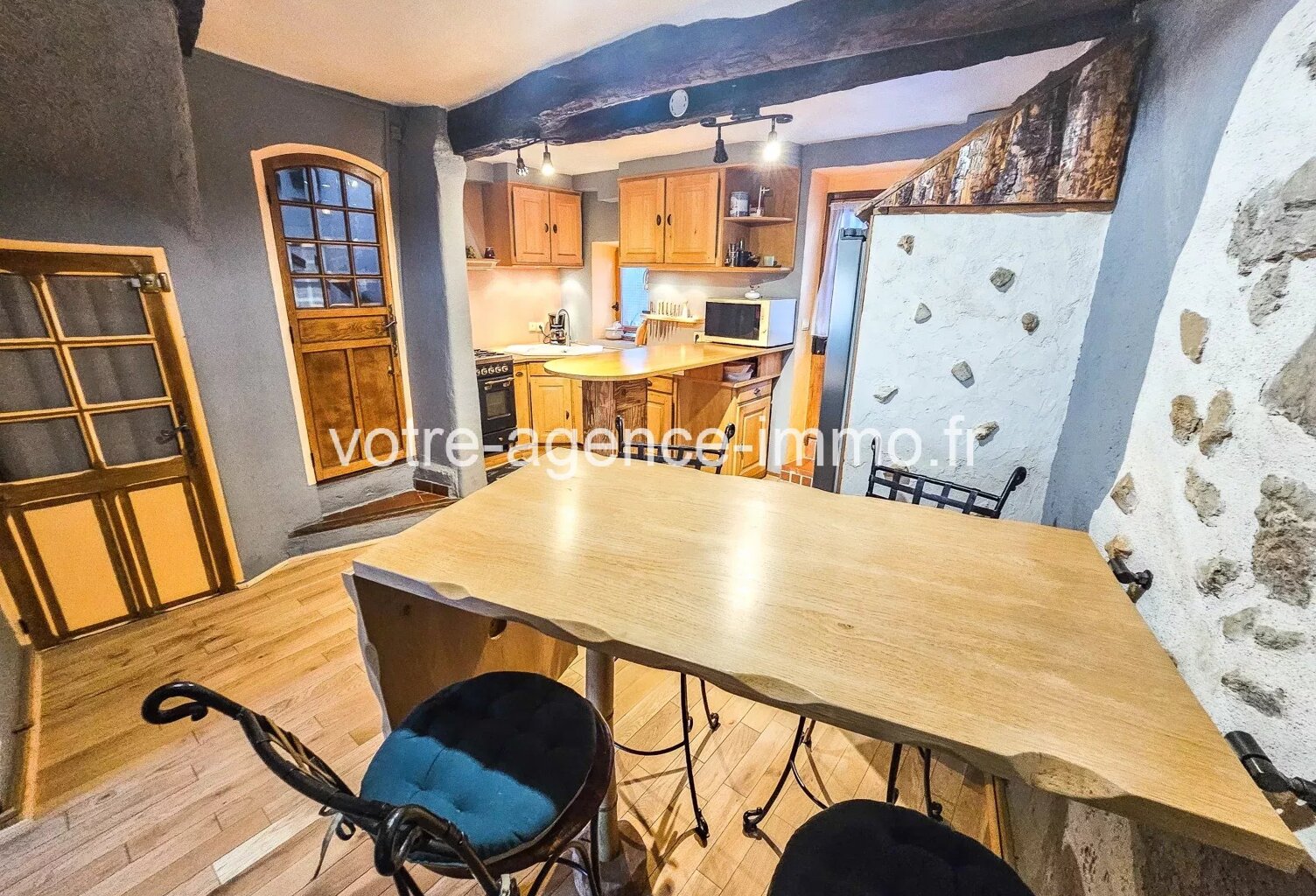 Aspremont, maison de village 4 pieces — photo 1