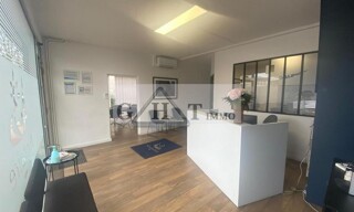 Commerce  70 m² à louer à Créteil (94000)