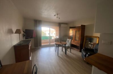 location appartement 600 € CC /mois à proximité de Ollioules (83190)