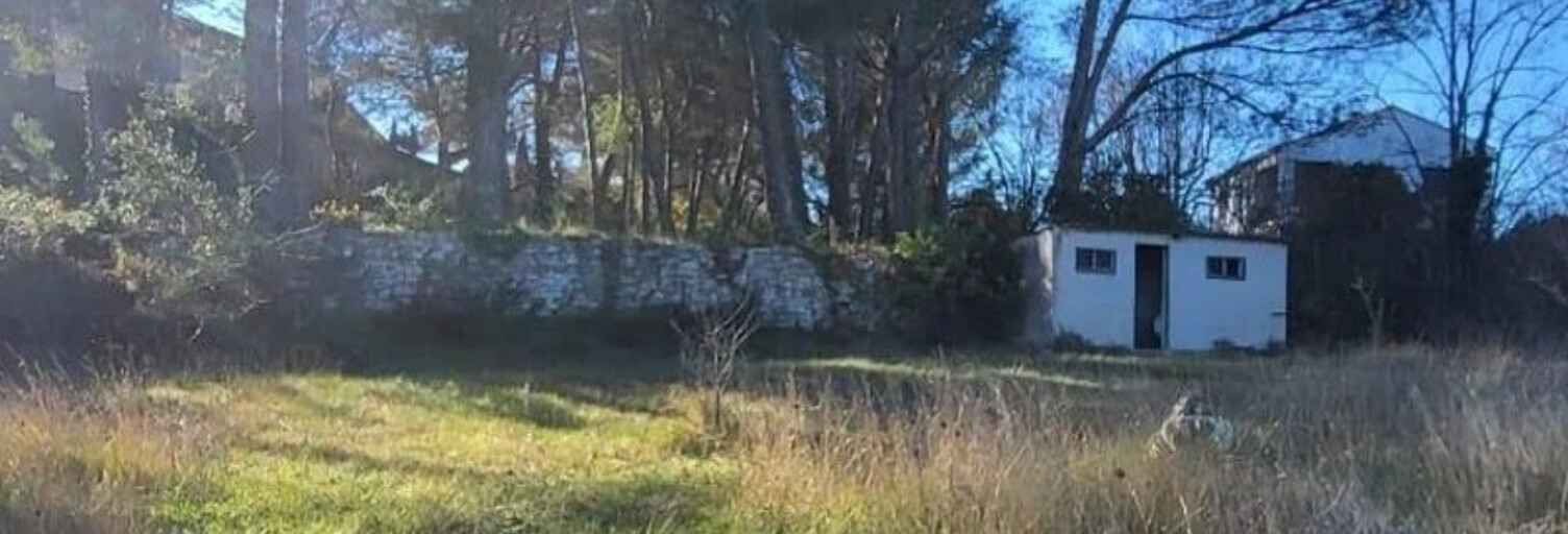 Terrain  1800 m² à vendre à Aix-en-Provence (13540)