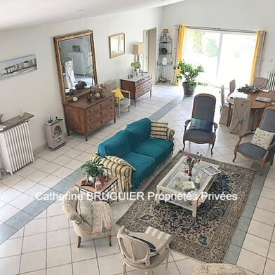 Maison 7 pièces 258 m²