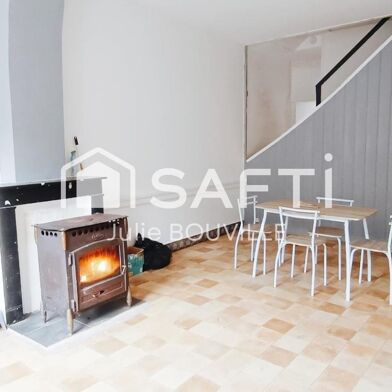 Maison 6 pièces 74000 €