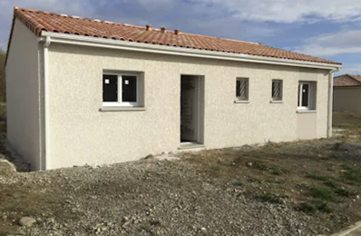 location maison 900 € CC /mois à proximité de Chambaron-sur-Morge (63200)