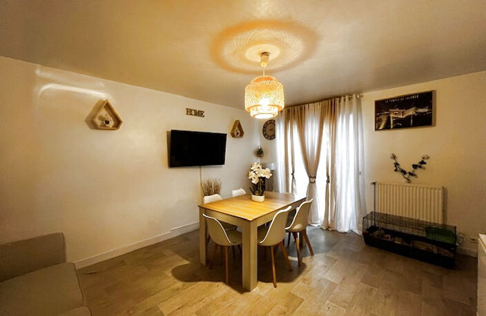 Appartement Duplex - La Ferté-Gaucher (77) — photo 4